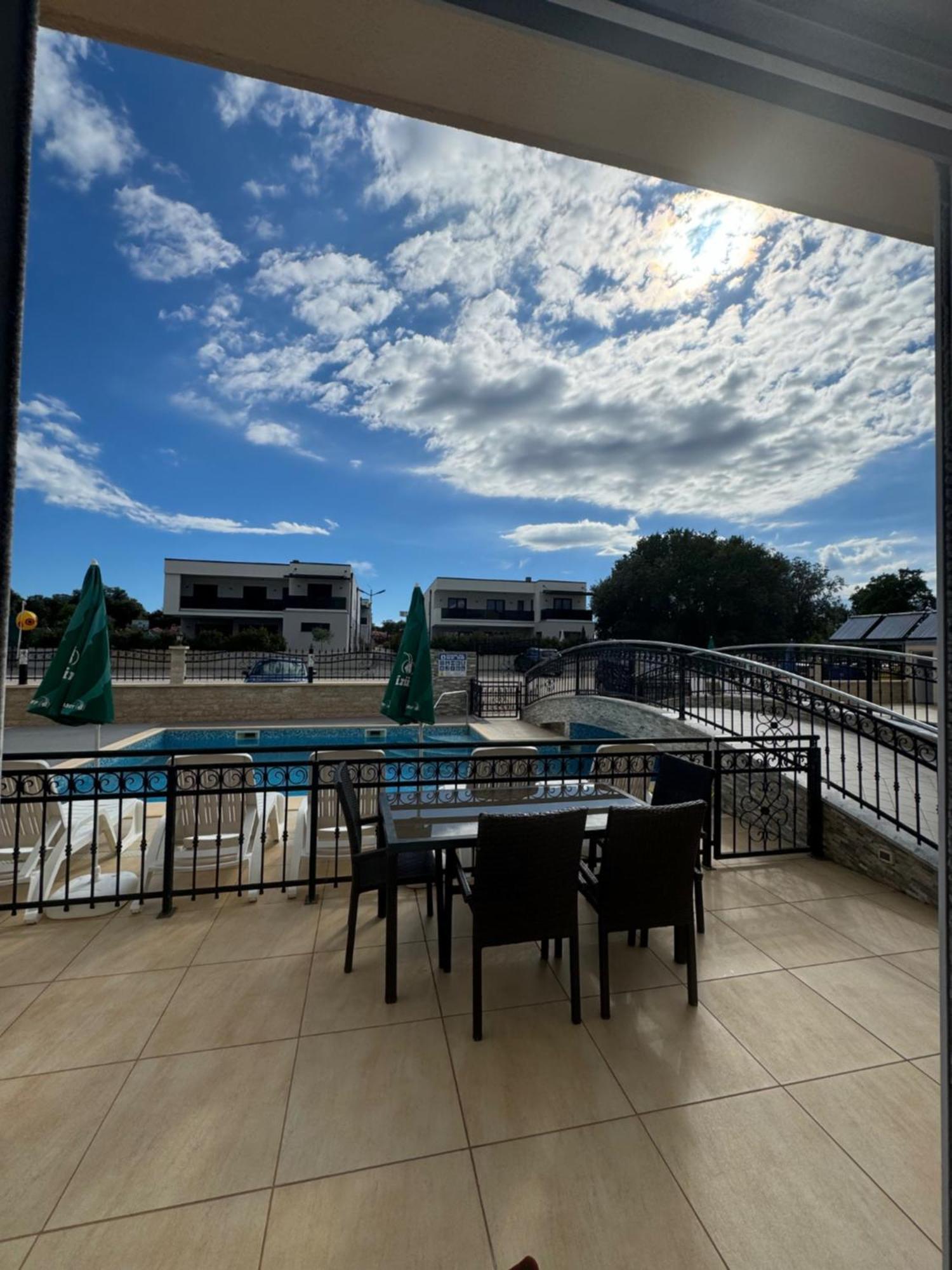 Funtana Appartements An Der 1 Reihe Vom Meer מראה חיצוני תמונה