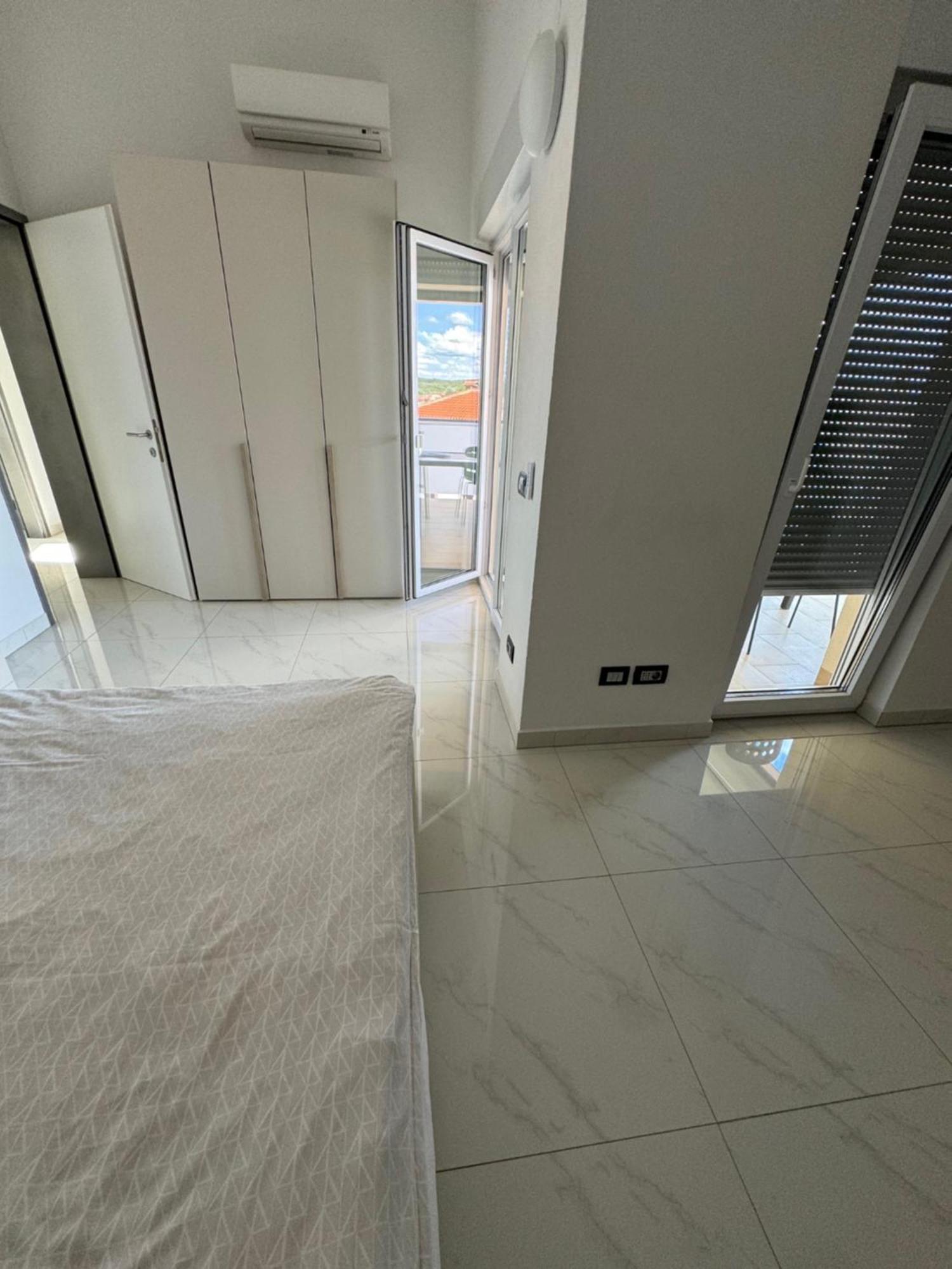 Funtana Appartements An Der 1 Reihe Vom Meer מראה חיצוני תמונה