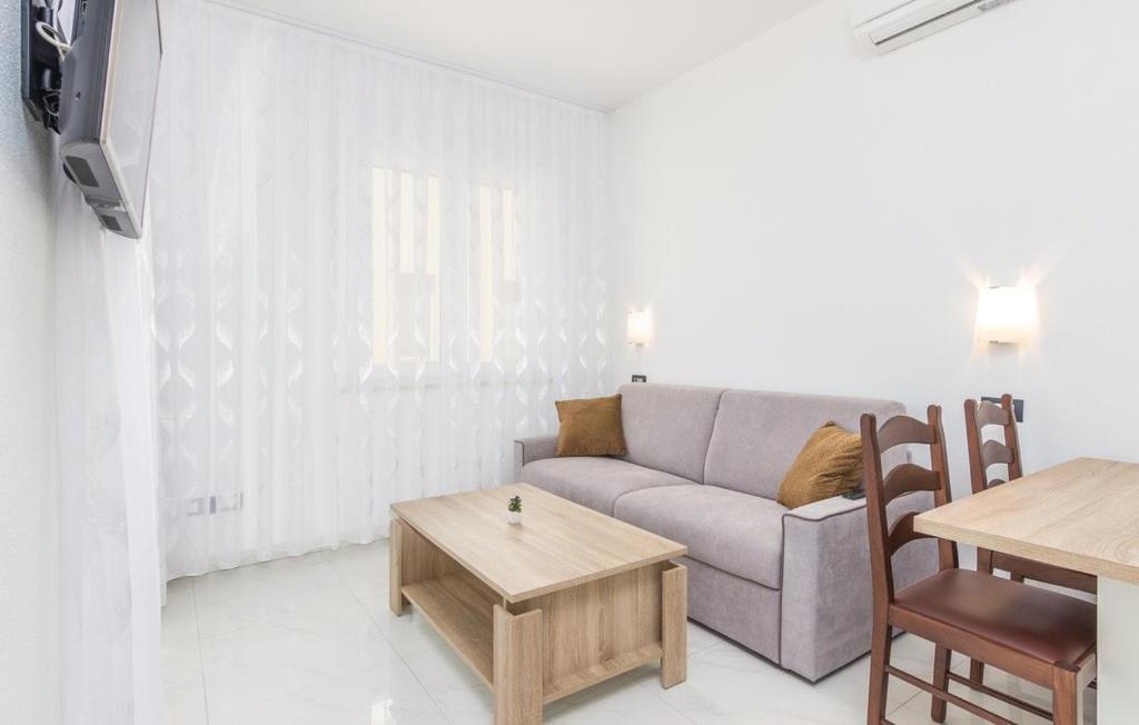 Funtana Appartements An Der 1 Reihe Vom Meer מראה חיצוני תמונה