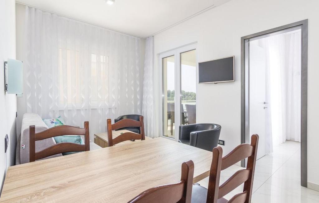 Funtana Appartements An Der 1 Reihe Vom Meer מראה חיצוני תמונה