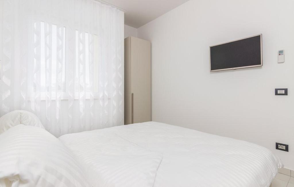Funtana Appartements An Der 1 Reihe Vom Meer מראה חיצוני תמונה
